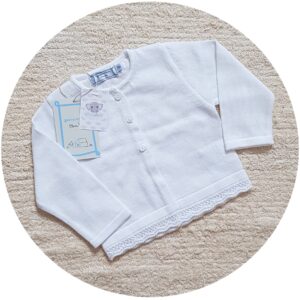 rebeca lisa con cenefa en la parte inferior cucumines